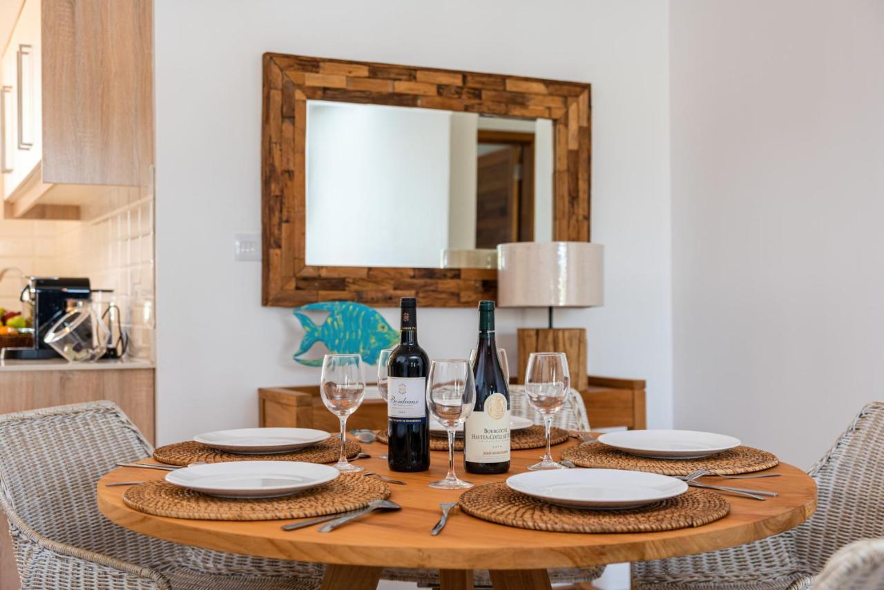 West Wood Holiday Apartment, C6 - Flic En Flac With Pool At A Quiet Location, Beautifully Decorated And Close To The Beach Extérieur photo